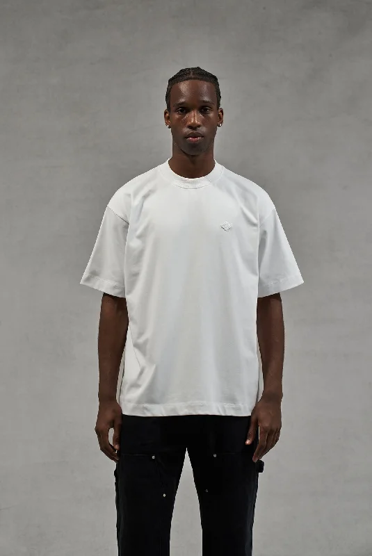 TONAL EMBLEM RELAXED T-SHIRT - WHITE