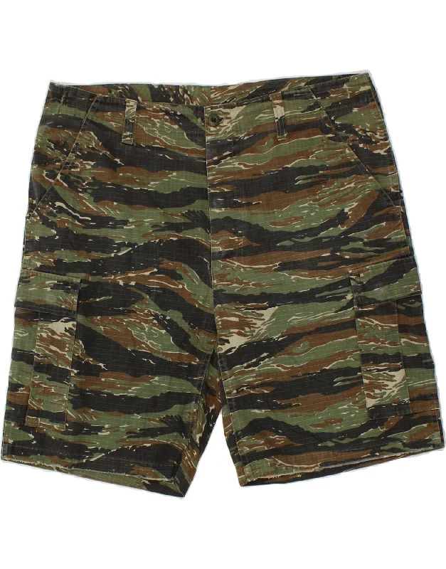 VINTAGE Mens Cargo Shorts W40 XL Green Camouflage