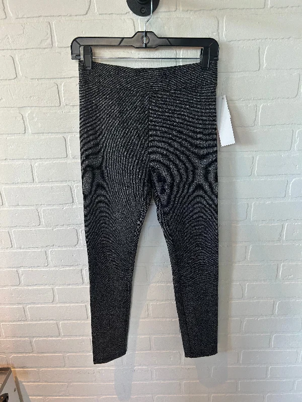 Pants Leggings By Lou And Grey In Grey, Size: 4